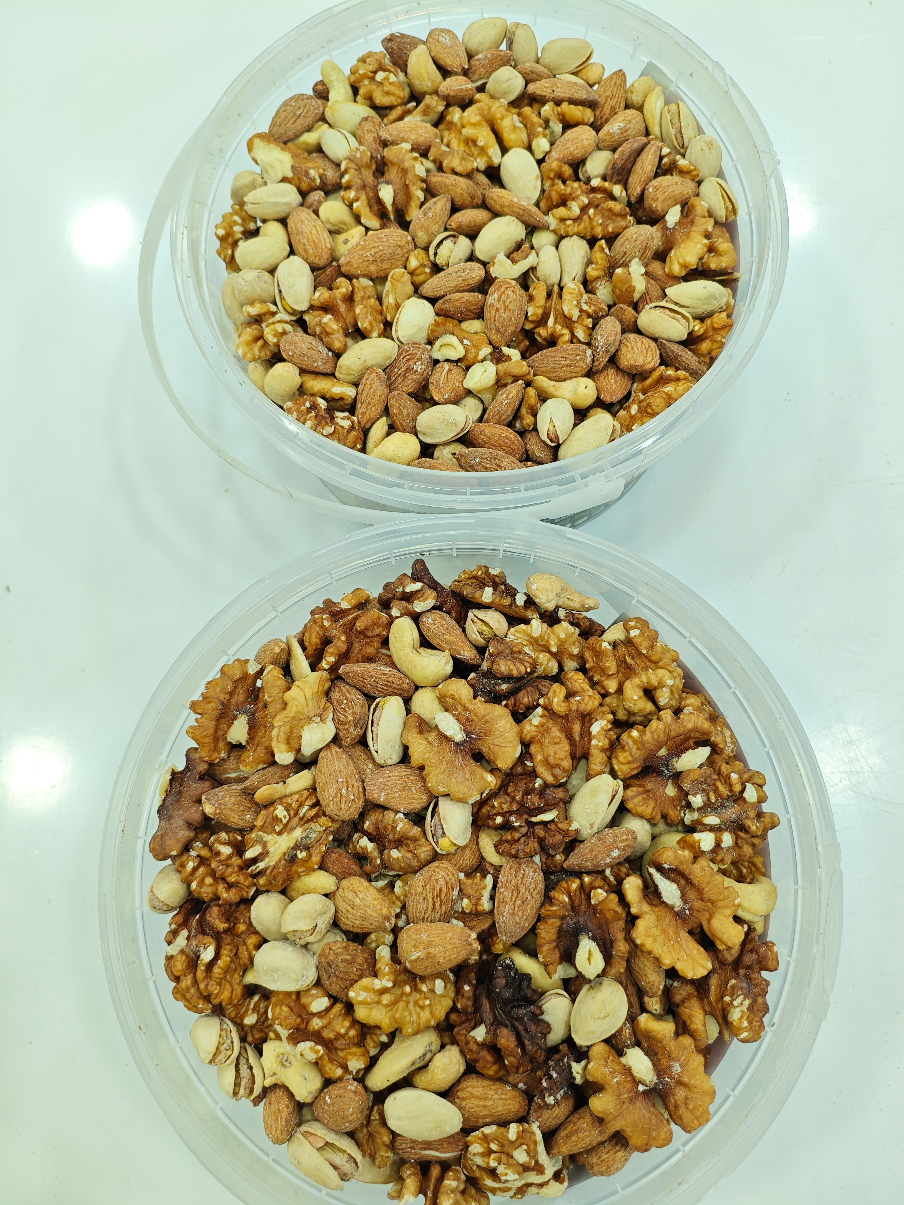 Farouk Platinum – مزيج مكسرات فاخر | Luxury Nuts Mix
