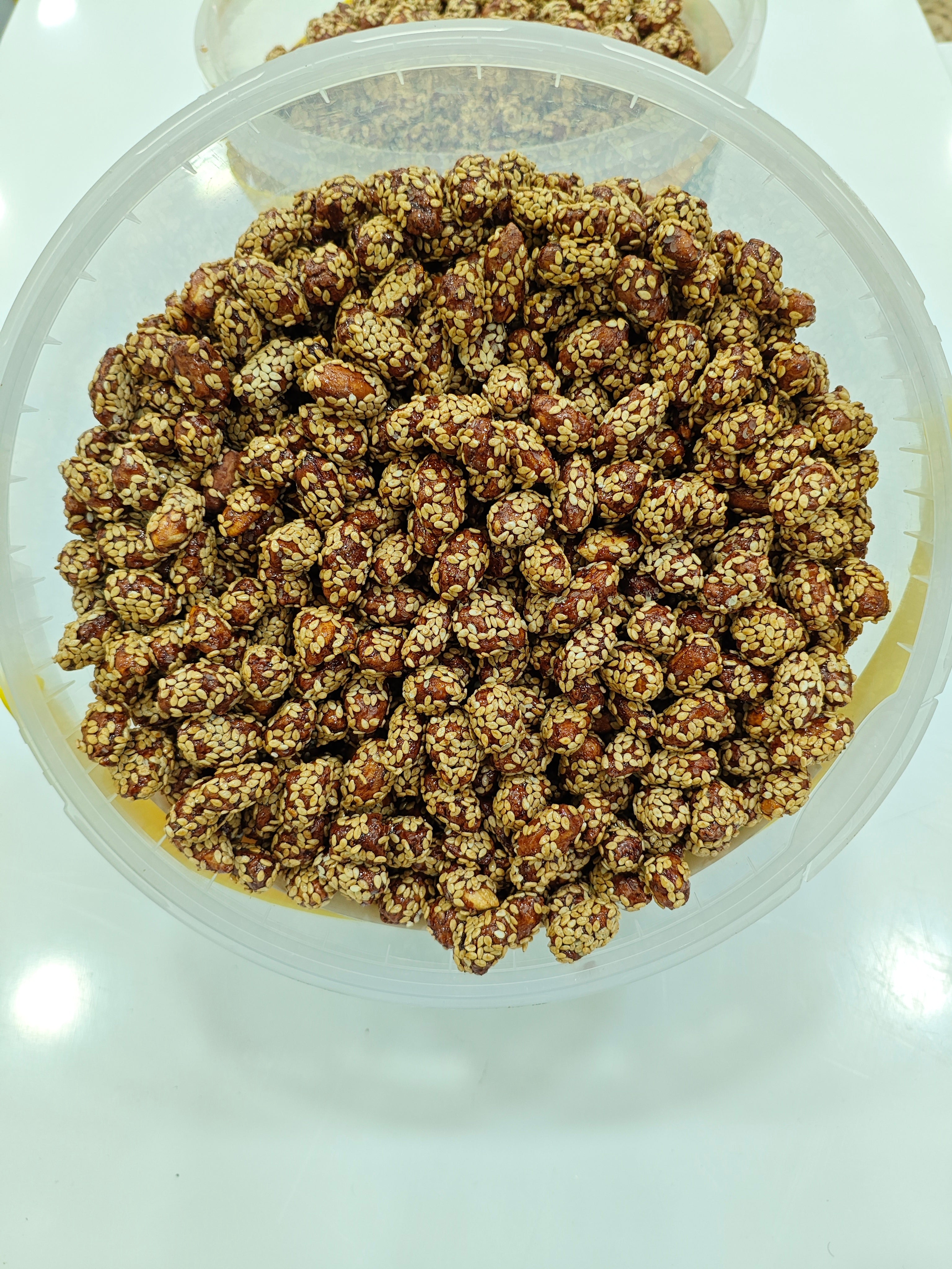 Farouk Platinum – 01  KG فول سوداني مكرمل بالسمسم | Caramelized Peanuts with Sesame