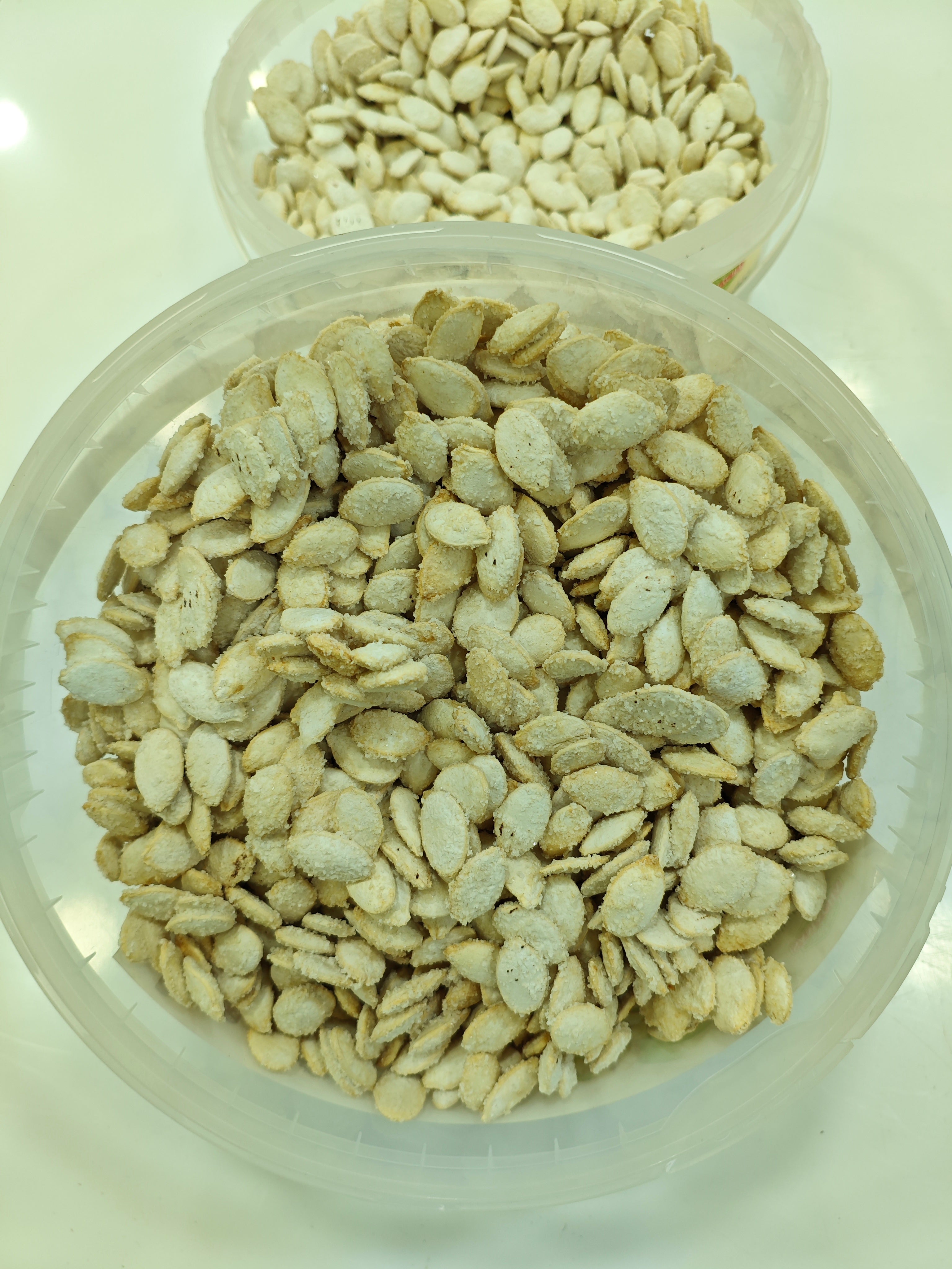 Farouk Platinum – زريعة بيضاء 600 غرام محمّصة | Premium Salted Pumpkin Seeds
